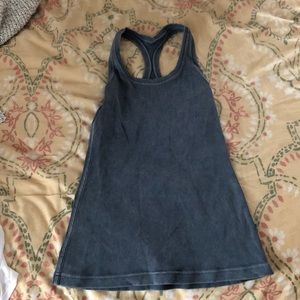 Lululemon workout top